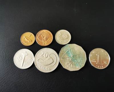 零零发外国硬币拍卖 无佣金 - 斐济一组