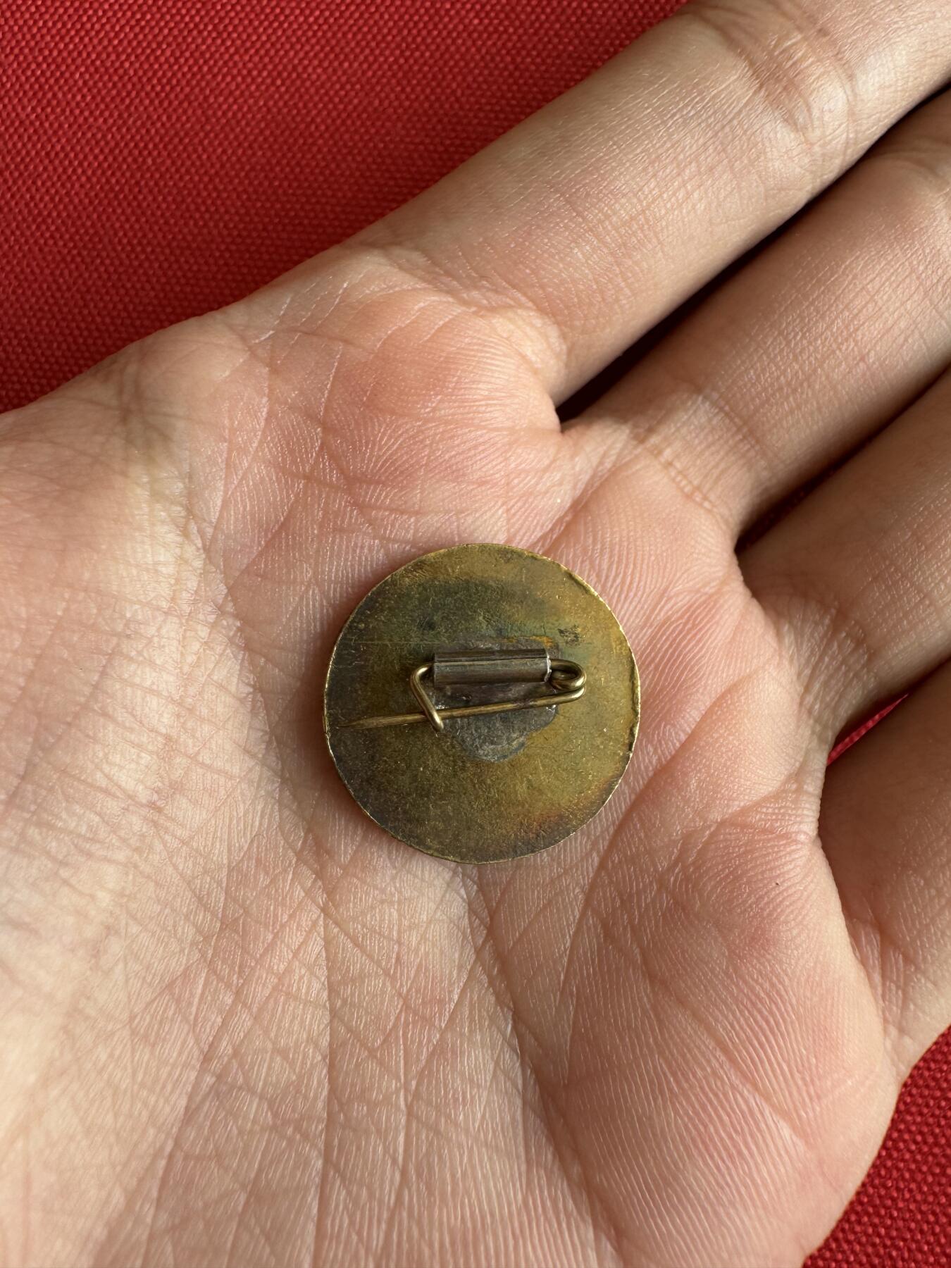 五哥徽章群   29号周日晚上八点4群联拍 铜章