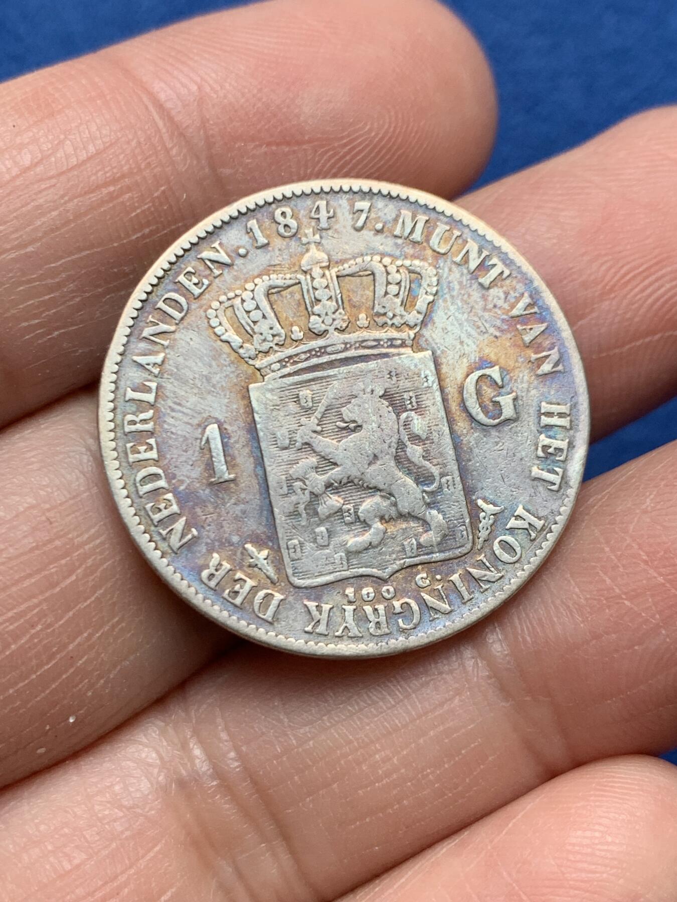 《竞宝斋》第475场 周日，周一 2场连拍 （全场包邮）欢迎送拍 荷兰1847年威廉二世1盾银币 重约9.8克 945银 淡金色包浆