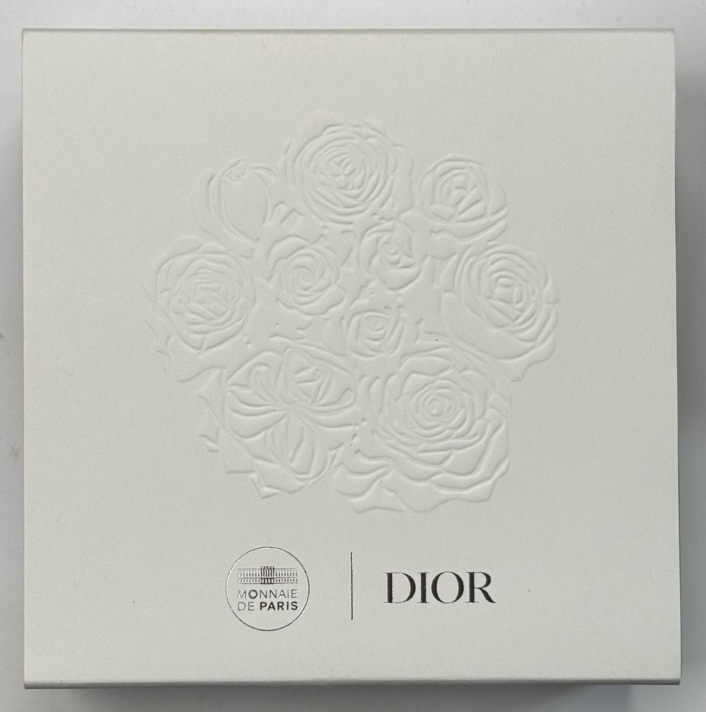 S&S Numismatic世界钱币-拍卖 第123期  法国2021年 法兰西瑰宝-迪奥蝴蝶结75周年 10欧元异形纪念精制银币 有盒无证 塑料壳子小裂