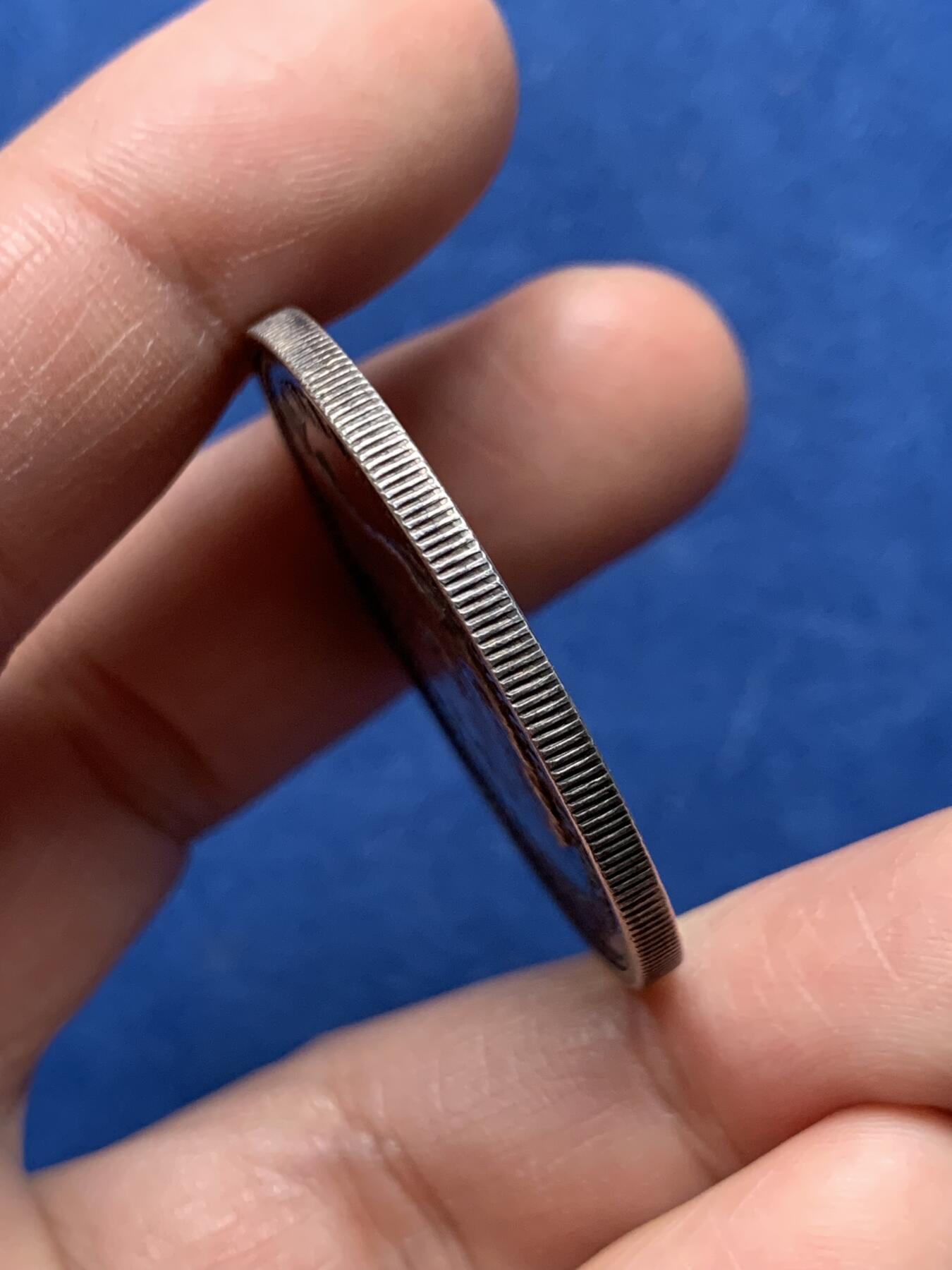 《竞宝斋》第475场 周日，周一 2场连拍 （全场包邮）欢迎送拍 1890年德国获得黑尔戈兰岛纪念银章 PL底板 20.15克 38.2mm