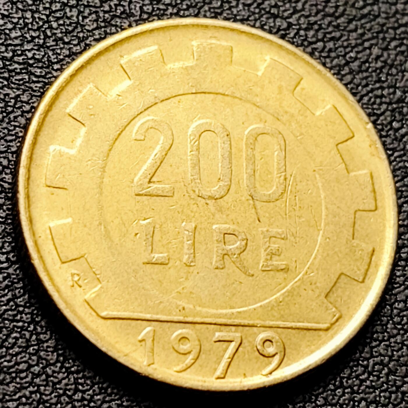 泉币菌-第217场-拍品多 请提前出价 。