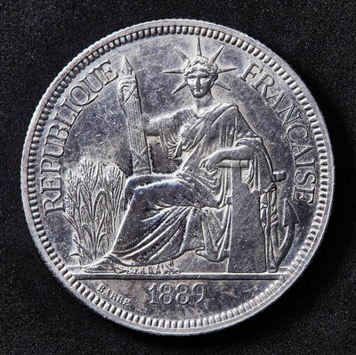 【俄甄集藏】2026年(050)04-01星期三 晚 19:30 全场包邮 - 法属印度支那1889年1皮阿斯特加重坐洋大银币，全脸难得