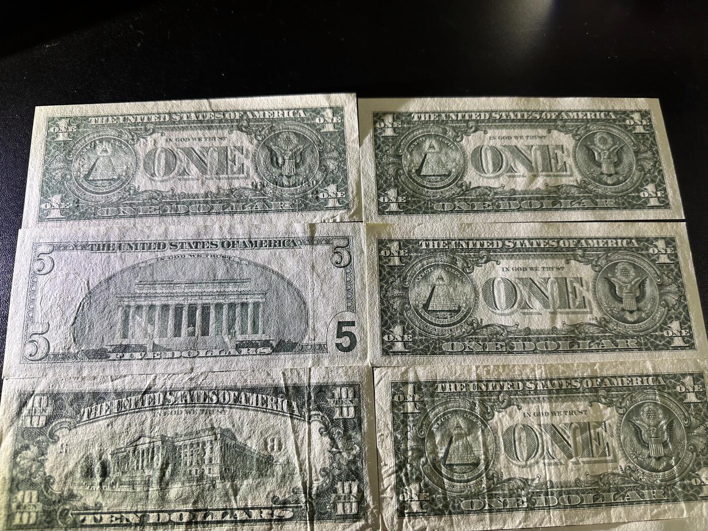 《外钞收藏家》第六百二十二期（精品场）（长期征集拍品、欢迎藏友们联系合作） 美国大头和小头版1-20美元 8张一起 非全新 品相如图