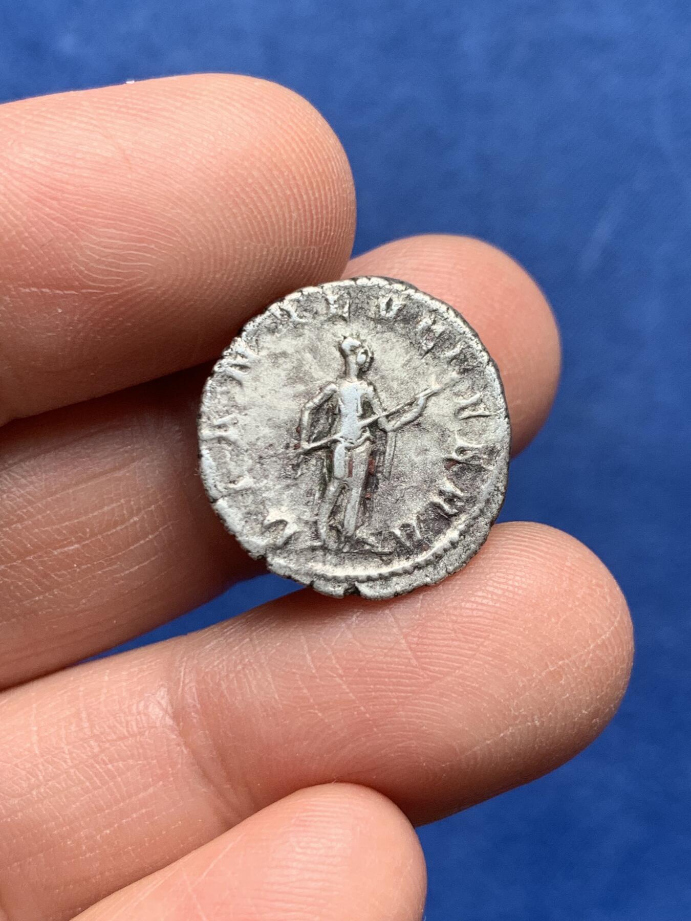 《竞宝斋》第475场 周日，周一 2场连拍 （全场包邮）欢迎送拍 罗马帝国菲利普一世一安东尼高银银币 3.15克