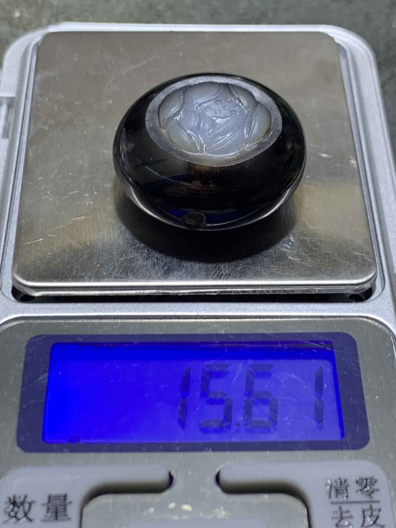 精品药师玛瑙手工雕刻荷花板珠（背云）一颗