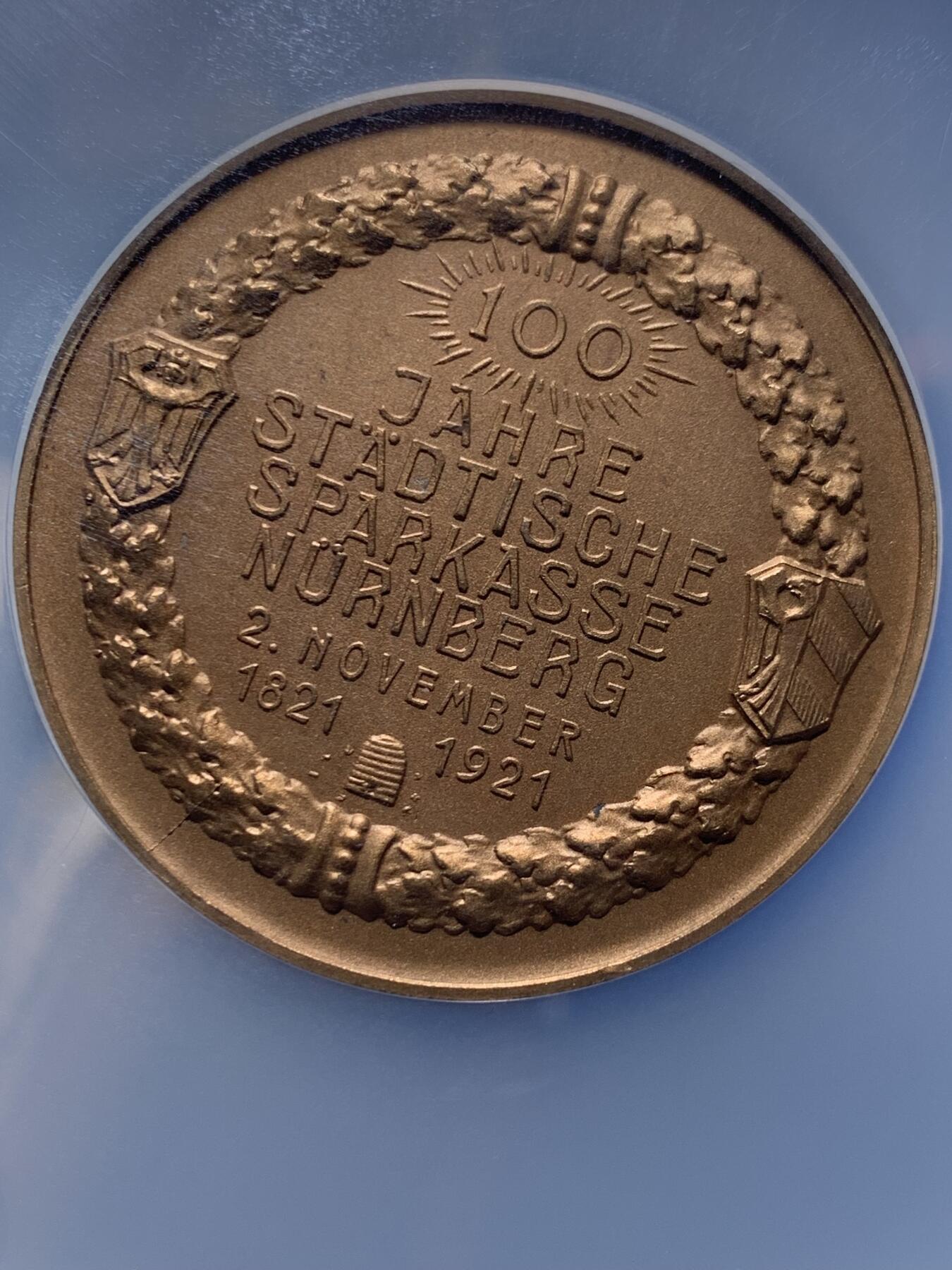 《竞宝斋》第475场 周日，周一 2场连拍 （全场包邮）欢迎送拍 NGC MS65BN 德国1921纽伦堡市立储蓄银行成立100周年纪念铜章 51mm 加大盒封装