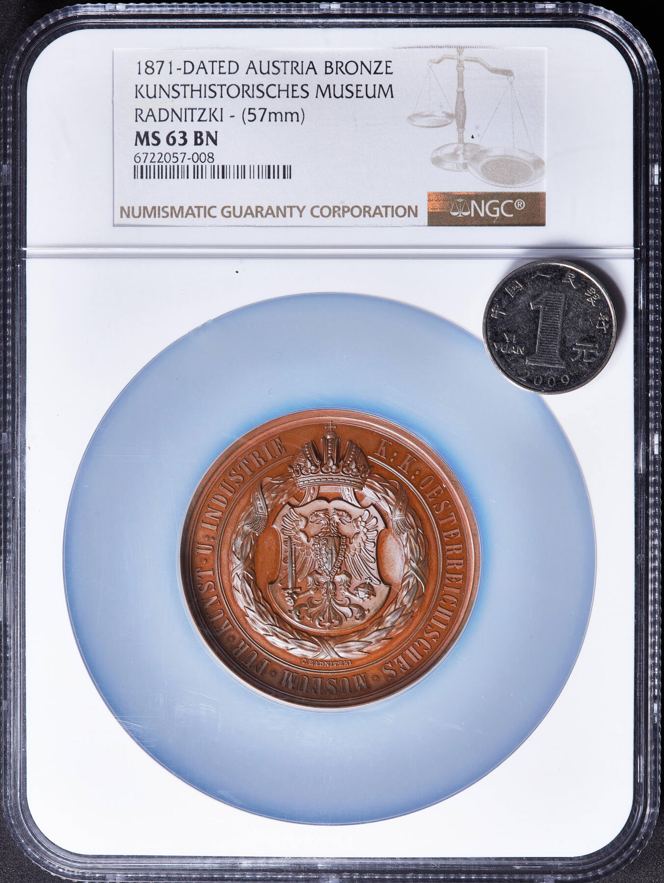 【俄甄集藏】2026年(050)04-01星期三 晚 19:30 全场包邮 奥匈帝国1871年纪念维也纳艺术与工业应用博物馆开放大铜章，NGC MS63，巧克力包浆，高浮雕，设计精美，雕刻家古斯塔夫·拉德尼茨基名誉作品，直径：57mm，标签错误