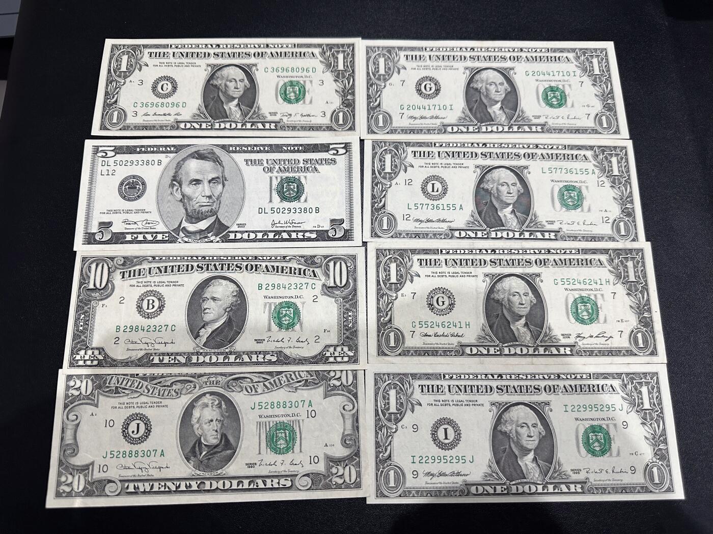 《外钞收藏家》第六百二十二期（精品场）（长期征集拍品、欢迎藏友们联系合作） 美国大头和小头版1-20美元 8张一起 非全新 品相如图