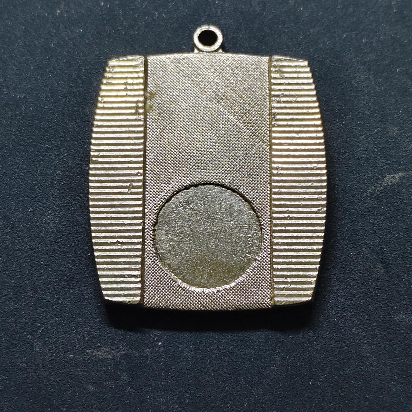 【全场包邮】纯粹捡漏拍516场【专场】 【纪念章】日本第四届京都府保龄球锦标赛参加纪念章