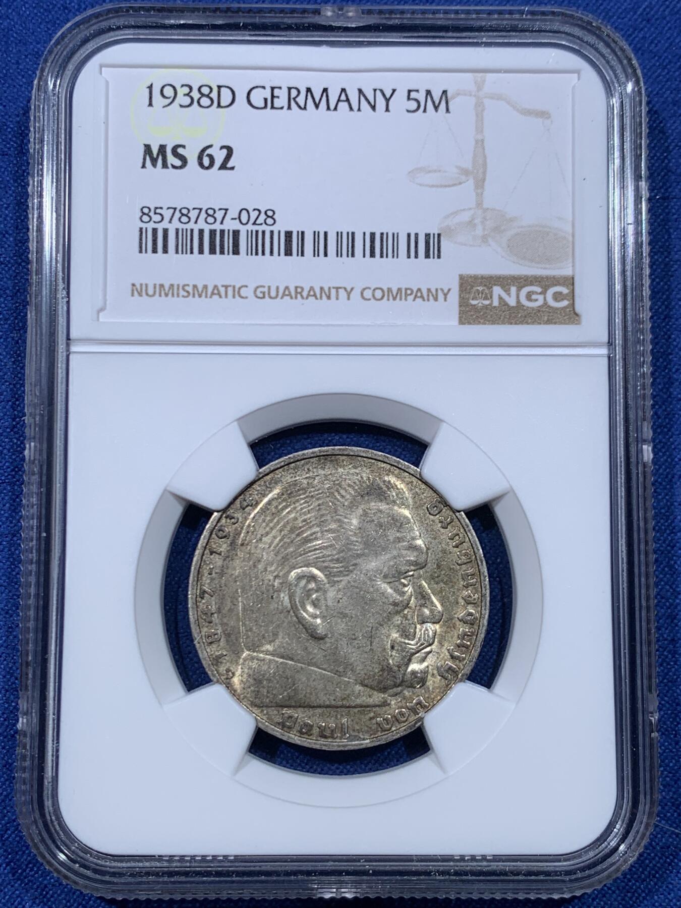 《竞宝斋》第475场 周日，周一 2场连拍 （全场包邮）欢迎送拍 NGC MS62 德国兴登堡 1938年 D版 5马克银币