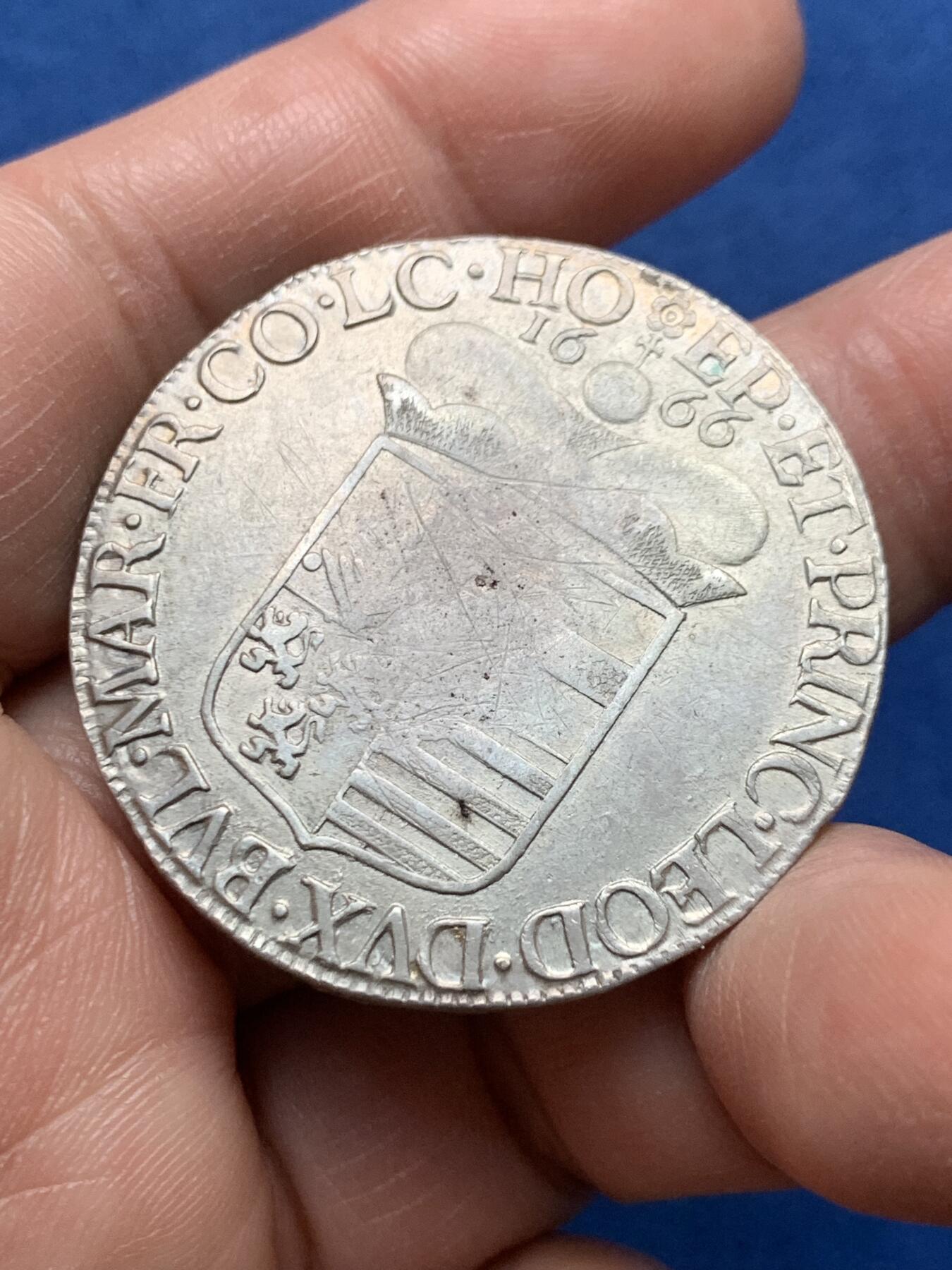 《竞宝斋》第475场 周日，周一 2场连拍 （全场包邮）欢迎送拍 神罗列日主教邦 1666 泰勒银币 科隆选侯（联统列日）马克西米利安·亨利发行 罕见的阿尔伯特泰勒