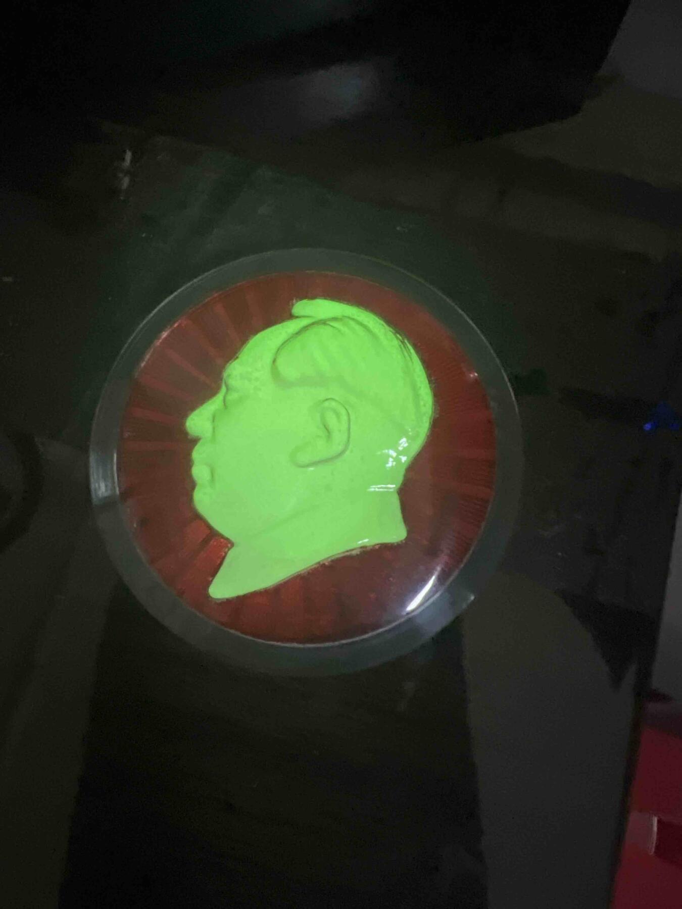 真品像章、纪念章 真品像章、纪念章