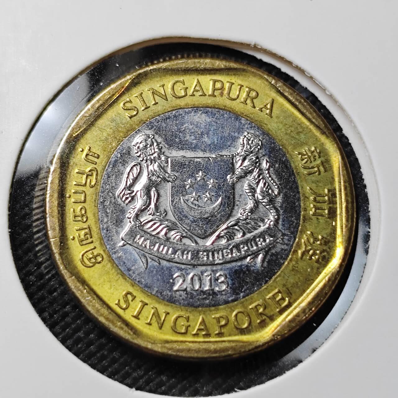 KK钱币收藏小铺  第412期 2月预留时间 周末发货 2013新加坡1元 