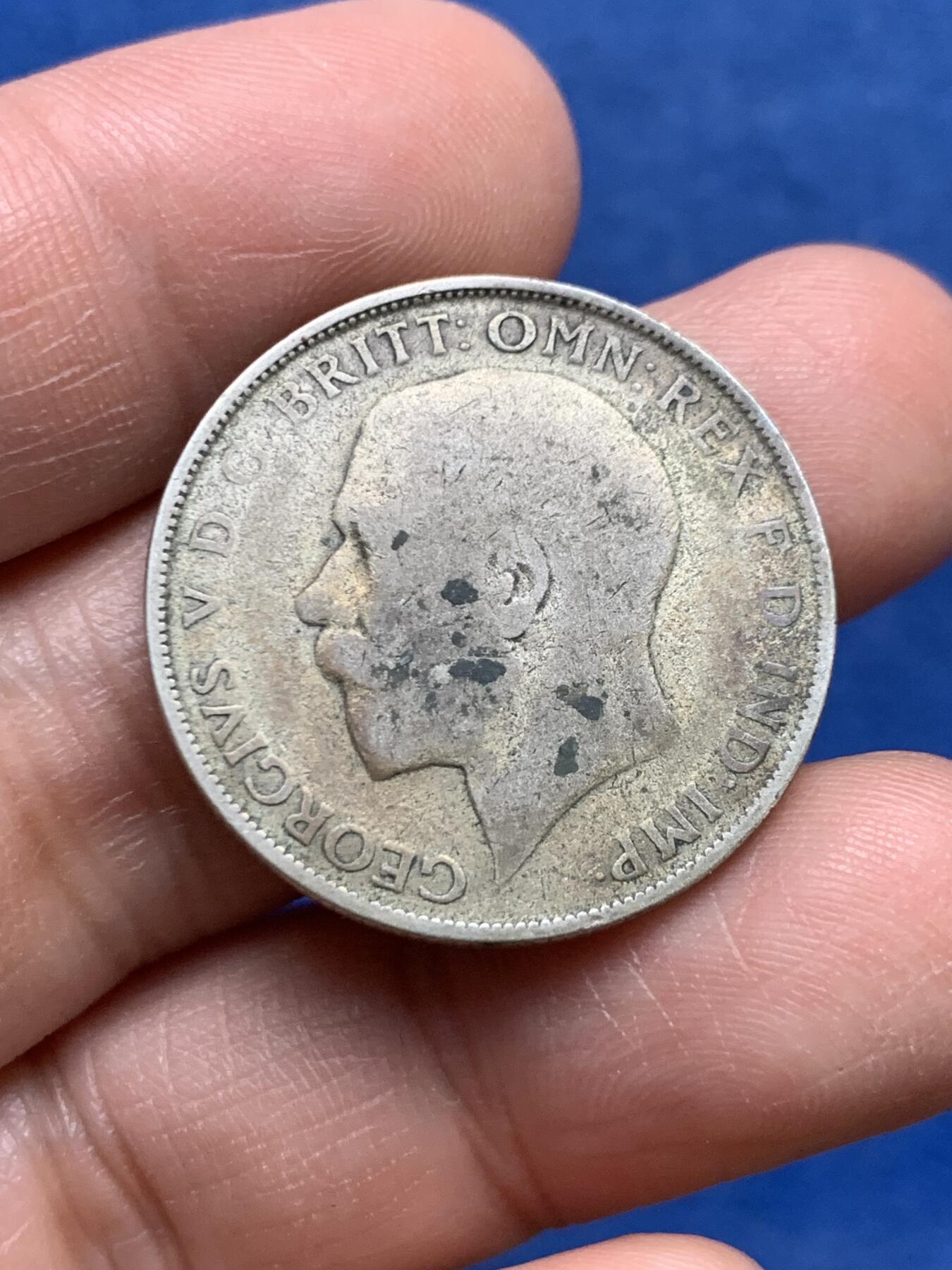 《竞宝斋》第475场 周日，周一 2场连拍 （全场包邮）欢迎送拍 两枚一组 英国乔五银币 1921年半克朗+1924年1弗罗林 总重24.45克