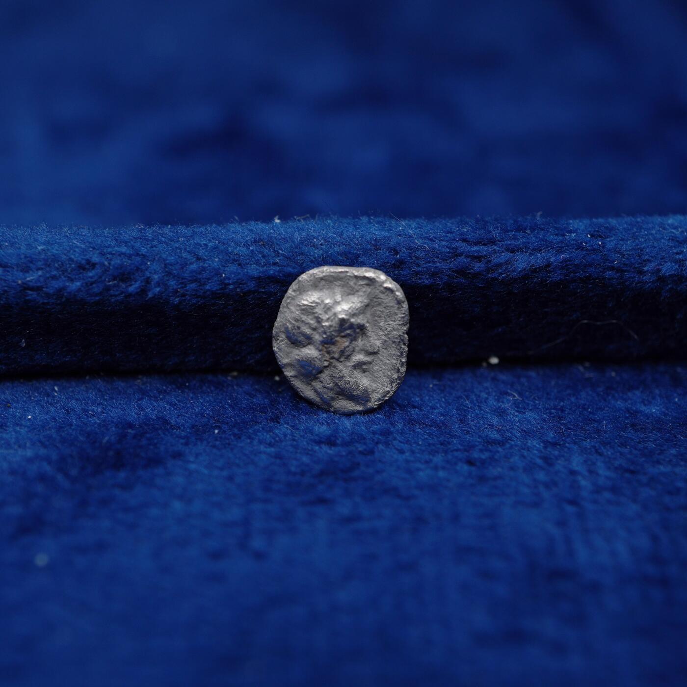 琋语集藏2026年04月欧洲古典打制币拍卖 古希腊西西里岛-酒神？与野猪1/2奥波银币