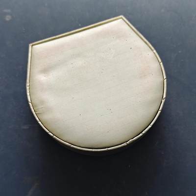 【全场包邮】纯粹捡漏拍516场【专场】 - 【杂件】日本袖钉+徽章-飞鹤款-带包装