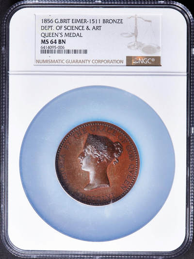 【俄甄集藏】2026年(050)04-01星期三 晚 19:30 全场包邮 - 英国1856年维多利亚青年头像科学与艺术教育部“女王奖章”大铜章，NGC MS64，用以表彰在科学与艺术领域取得杰出成就的个人，巧克力包浆，高浮雕，名誉品种，直径：53mm