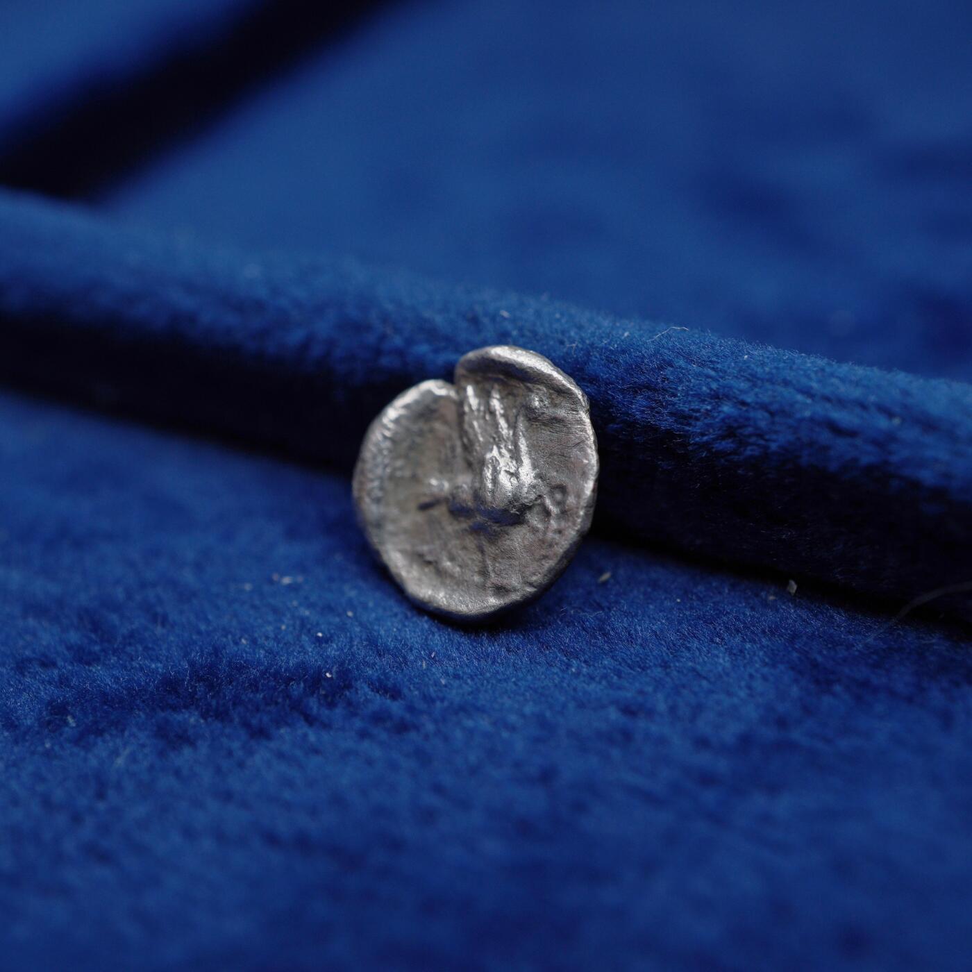 琋语集藏2026年04月欧洲古典打制币拍卖 古希腊西里西亚地区-马洛斯彩虹女神伊利斯与天鹅1奥波银币