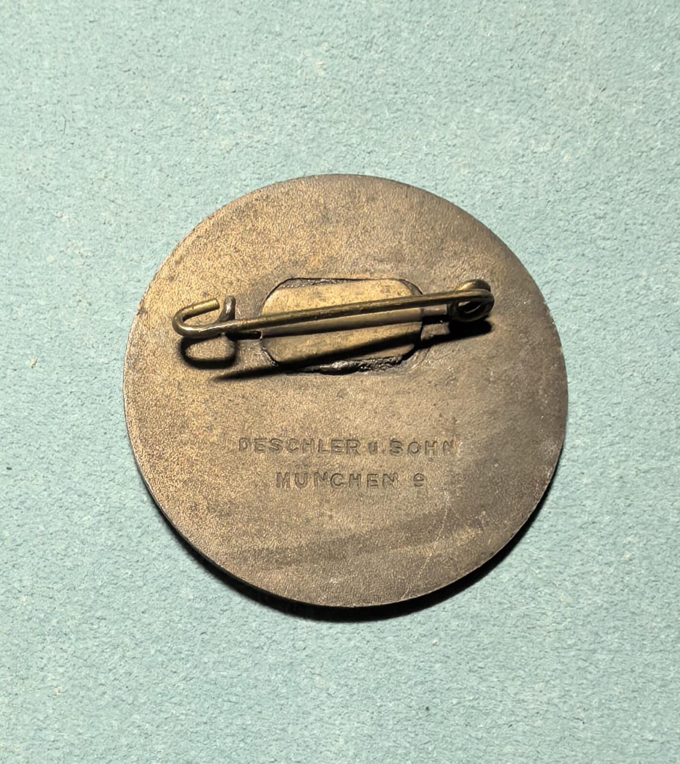 盛世勋华——号角文化勋章邮票专场拍卖第311期 德国（1939）1936年NSDAP全国党日纪念证章 带厂标