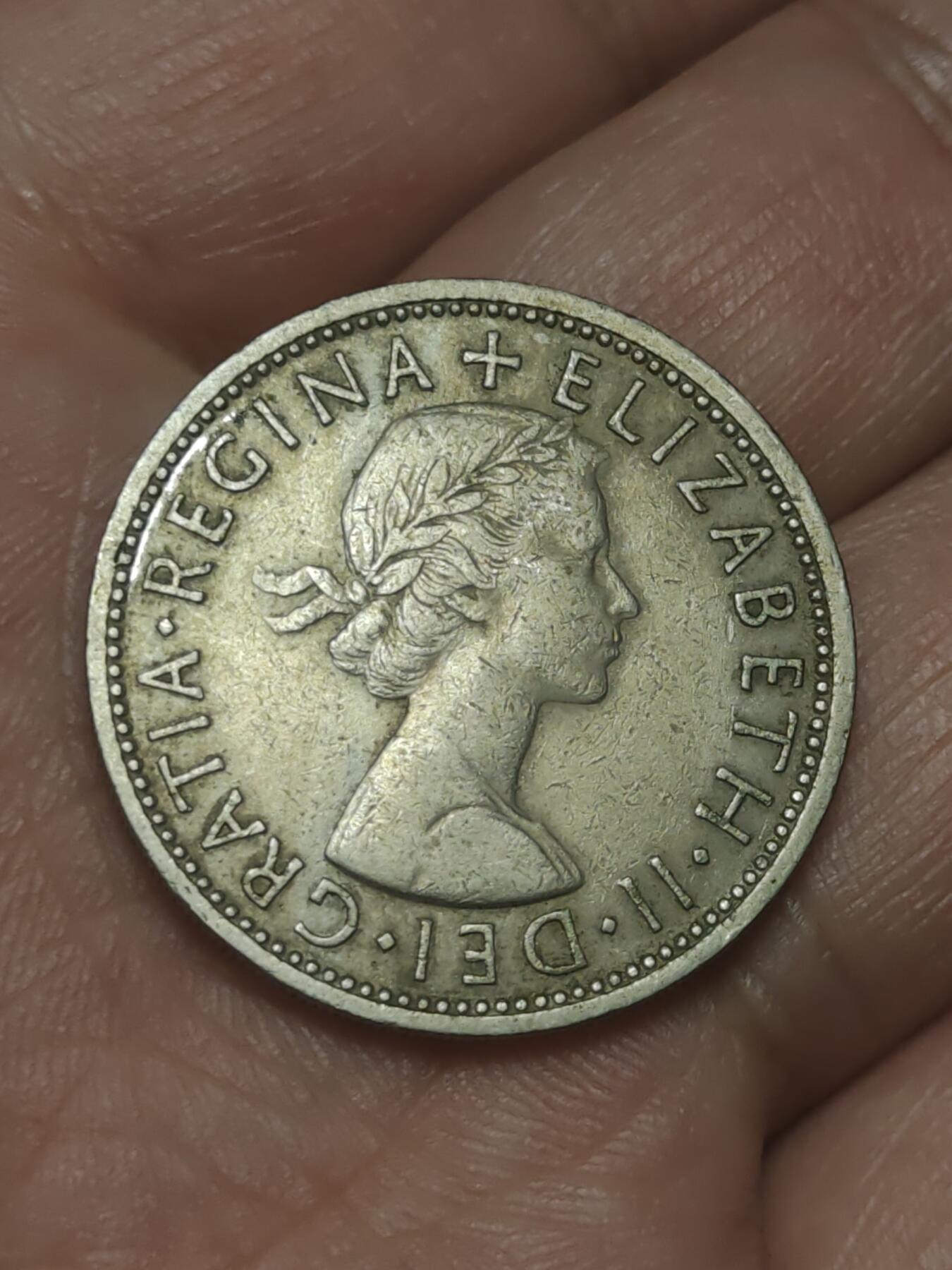 2026年第三十八场(总第二百零七场）外国好品散币场(免佣金) 英国🇬🇧1967年2先令(伊丽莎白二世青年桂冠第二版，普制币关门年)