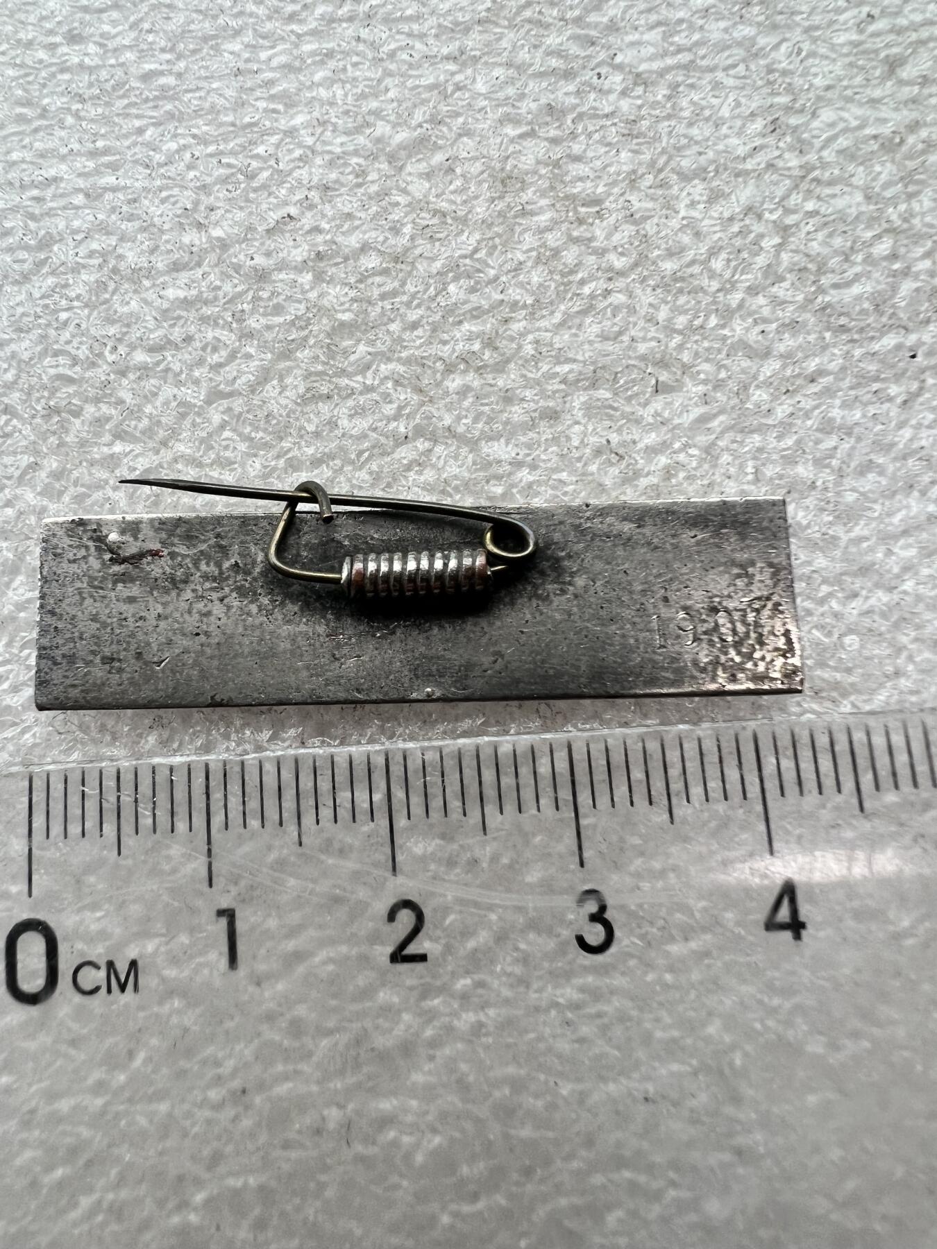 真品像章、纪念章 真品像章、纪念章