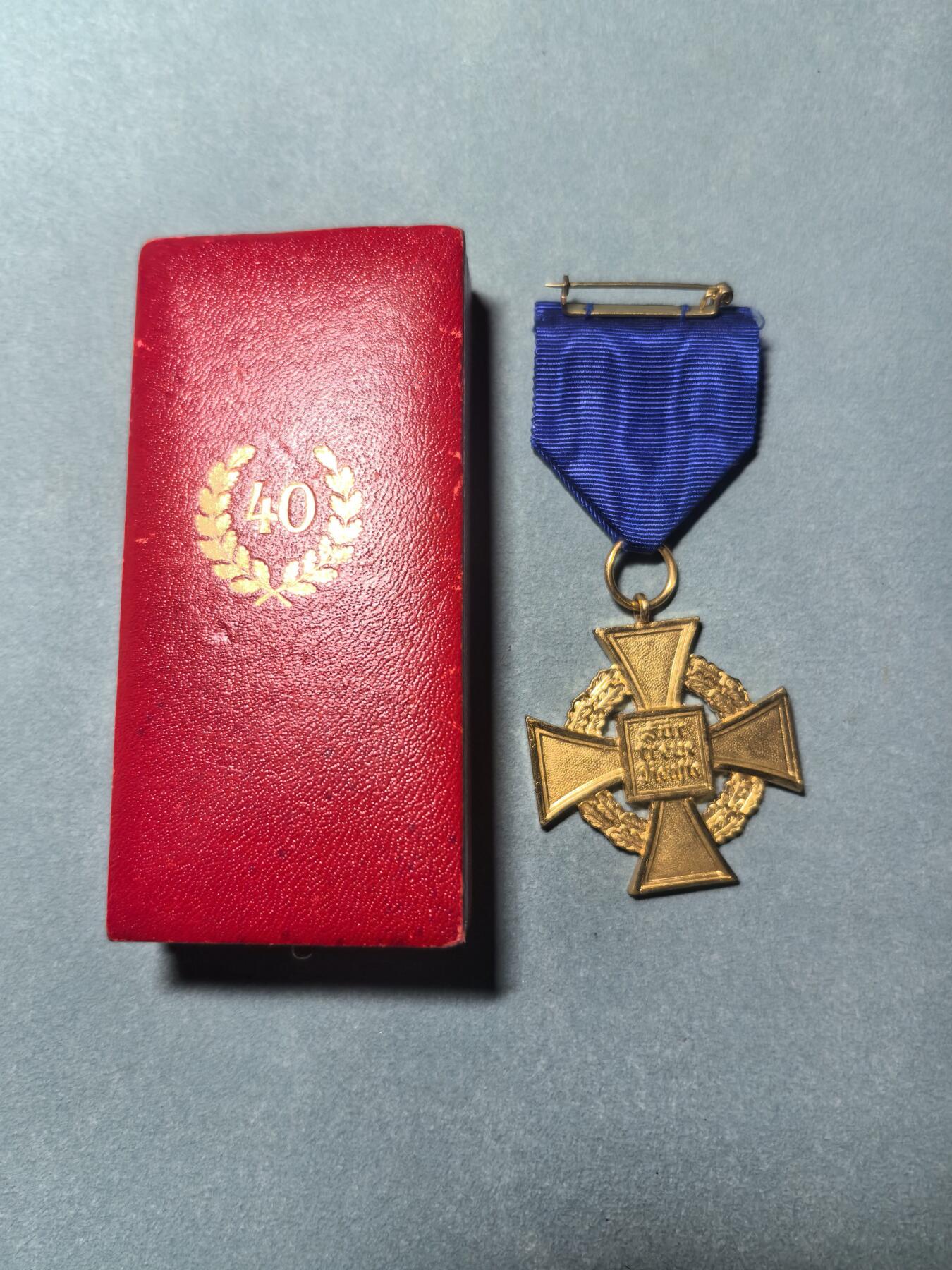 盛世勋华——号角文化勋章邮票专场拍卖第311期 德国（1939）金级忠诚服务奖章（40年）带原盒