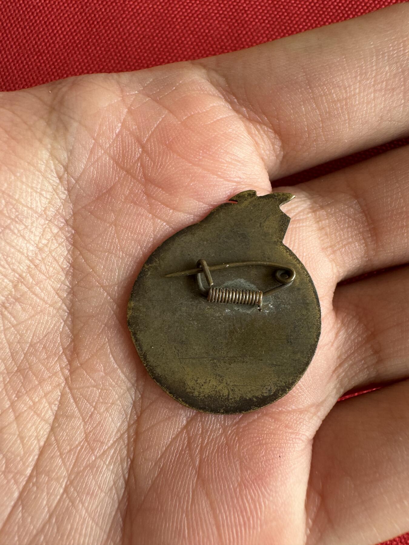 五哥徽章群   29号周日晚上八点4群联拍 铜章