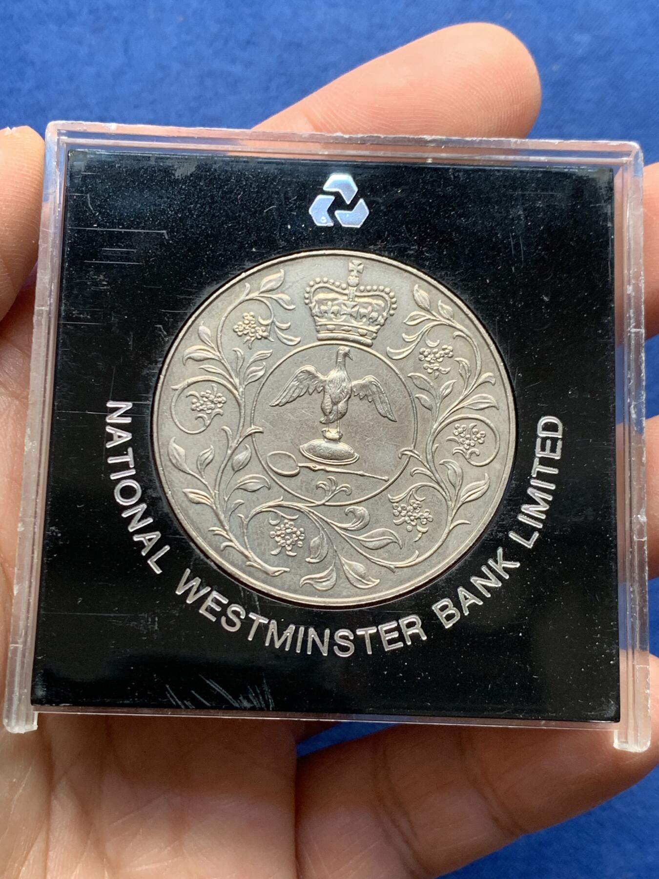 《竞宝斋》第475场 周日，周一 2场连拍 （全场包邮）欢迎送拍 盒装 英国1977年伊丽莎白二世登基25周年（银禧）25便士纪念币（克朗型）