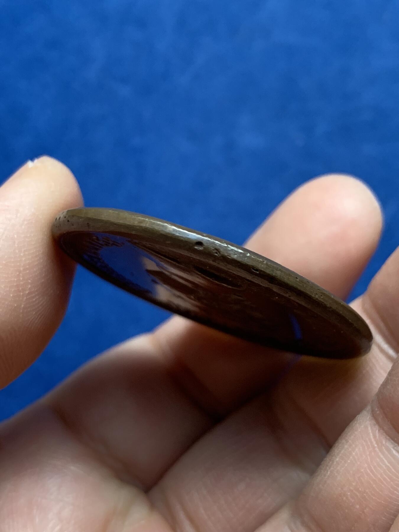 《竞宝斋》第475场 周日，周一 2场连拍 （全场包邮）欢迎送拍 法国路易十四时期楚斯马斯豪森击败马克西米利安公爵纪念铜章 26克 41mm 早期光边版本 