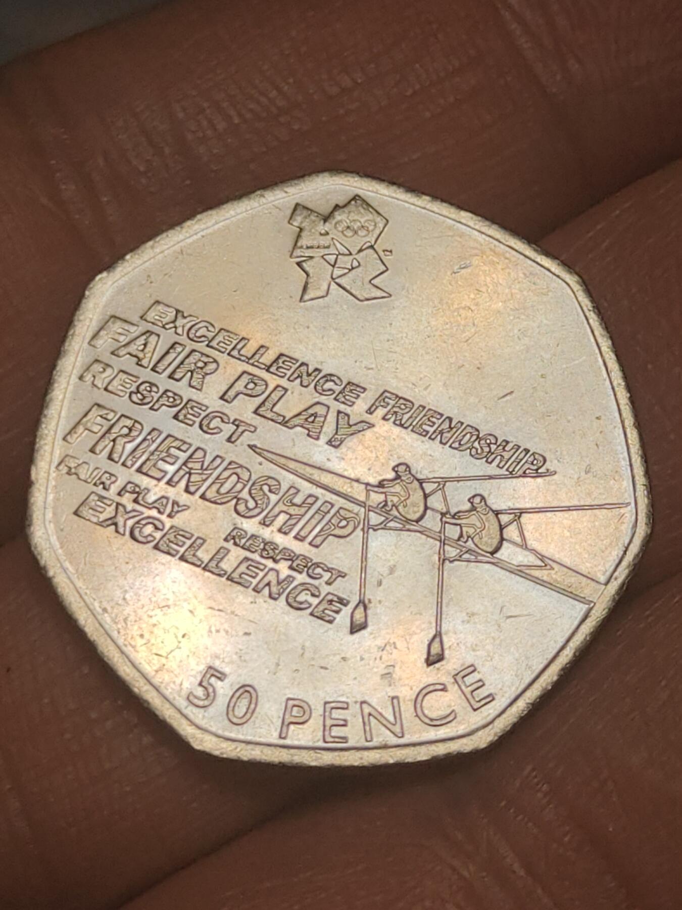 2026年第三十八场(总第二百零七场）外国好品散币场(免佣金) 英国🇬🇧2011年50便士(2012年伦敦奥运会纪念币，19/29赛艇)