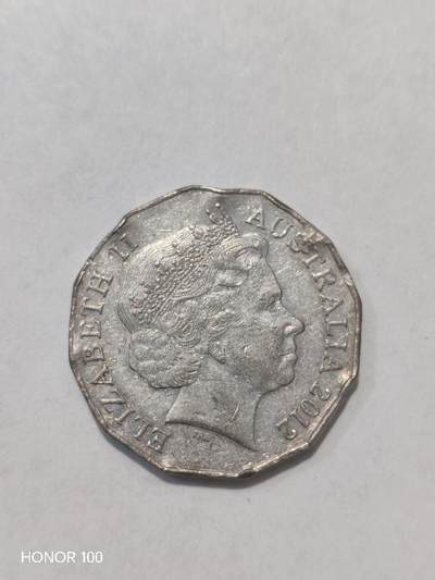 纪念章/纪念币 - 澳大利亚50分，采用标志性的12边形设计，正面为澳大利亚国徽。铜镍合金（Cu-Ni），直径约31.5mm，重约15.55g