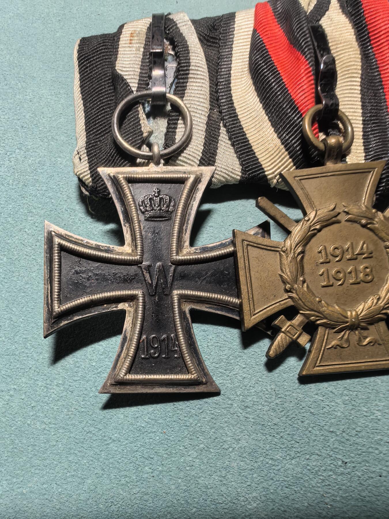 盛世勋华——号角文化勋章邮票专场拍卖第311期 德国（一战）三联排 定制礼服挂 包括二级铁十字勋章/兴登堡十字奖章/普鲁士15年忠诚服役奖章