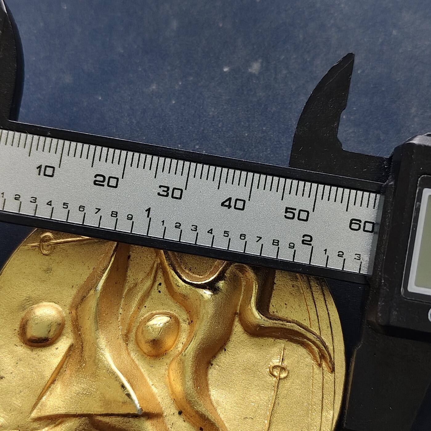 【全场包邮】纯粹捡漏拍516场【专场】 【纪念章】日本1972年札幌冬奥会纪念章