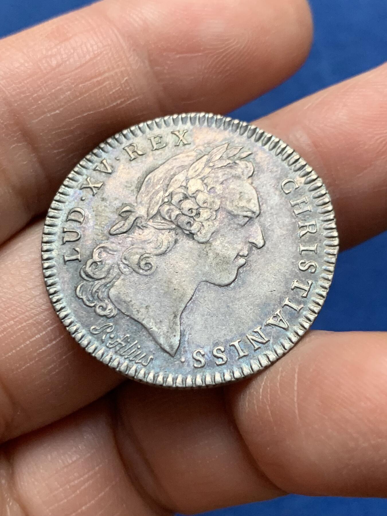 《竞宝斋》第475场 周日，周一 2场连拍 （全场包邮）欢迎送拍 法国鲁昂造币厂和造币商银质代币，路易十五头像，8.14g，30.5mm