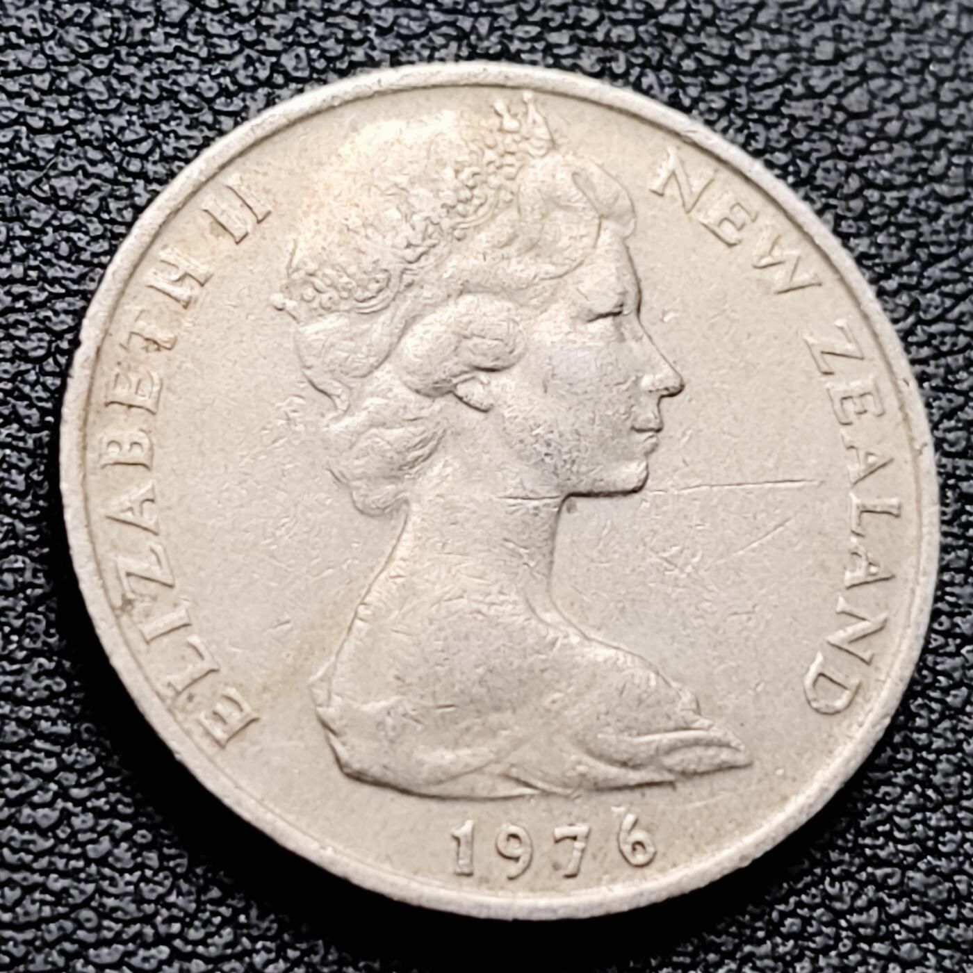 泉币菌-第217场-拍品多 请提前出价 。