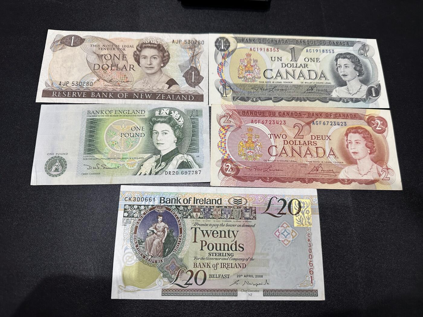 《外钞收藏家》第六百二十二期（精品场）（长期征集拍品、欢迎藏友们联系合作）