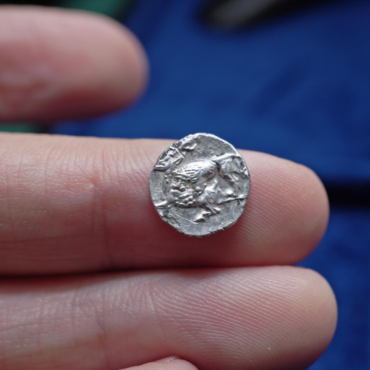 琋语集藏2026年04月欧洲古典打制币拍卖 古希腊西里西亚地区-巴力神与狮子捕鹿1奥波银币