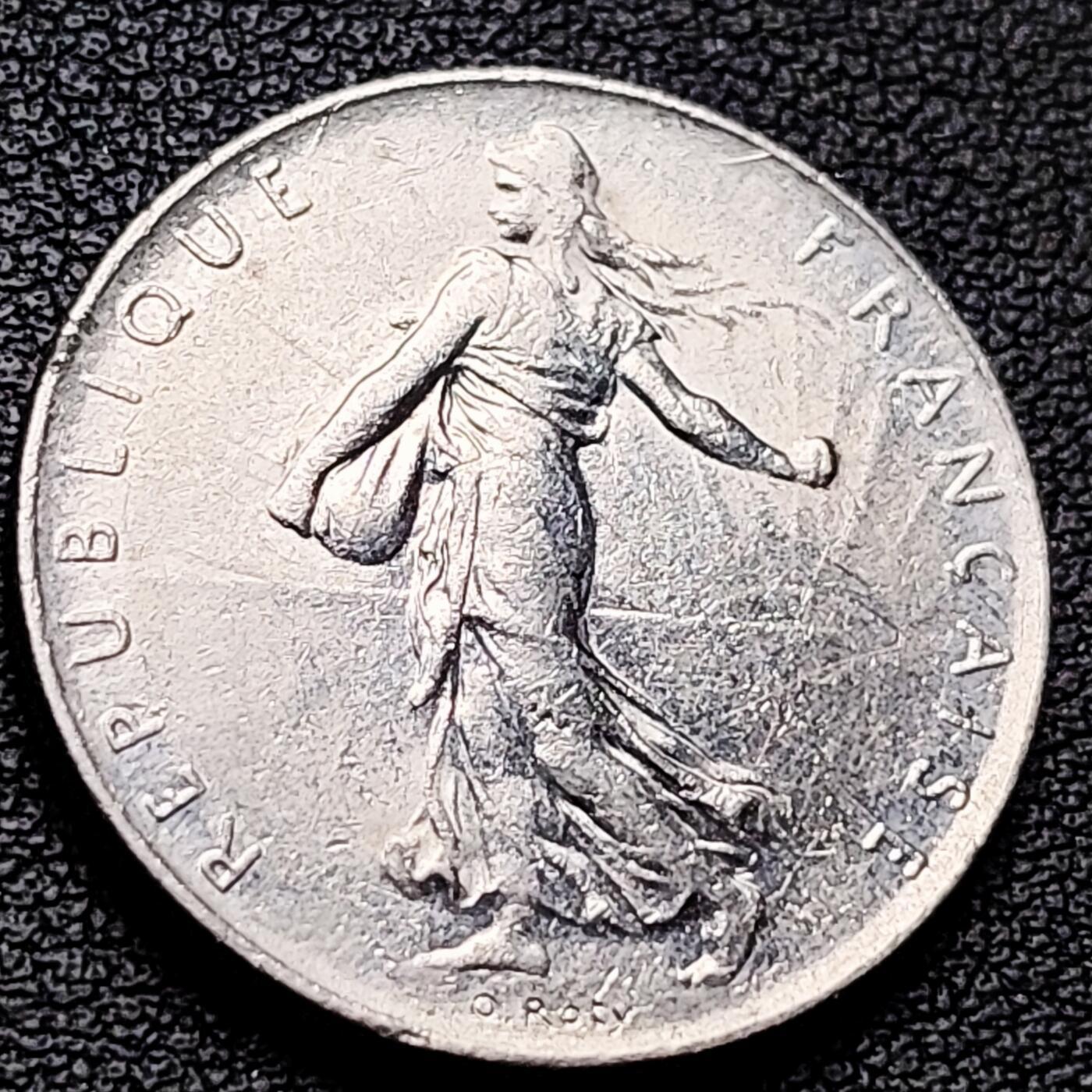 泉币菌-第217场-拍品多 请提前出价 。