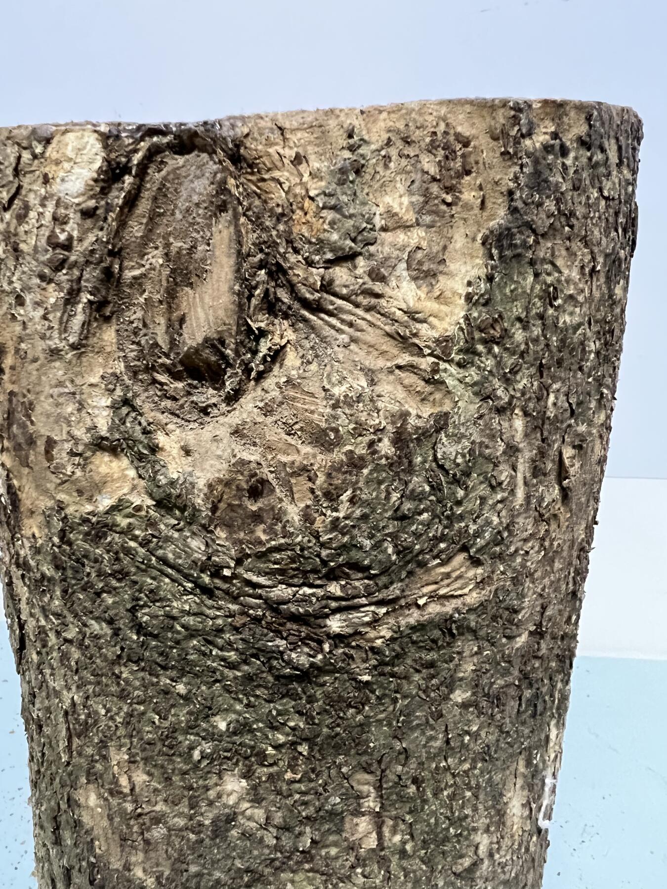 零元拍：金丝楠带水波圆墩凳子摆件，重量约11公斤。高：295/240/265MM。