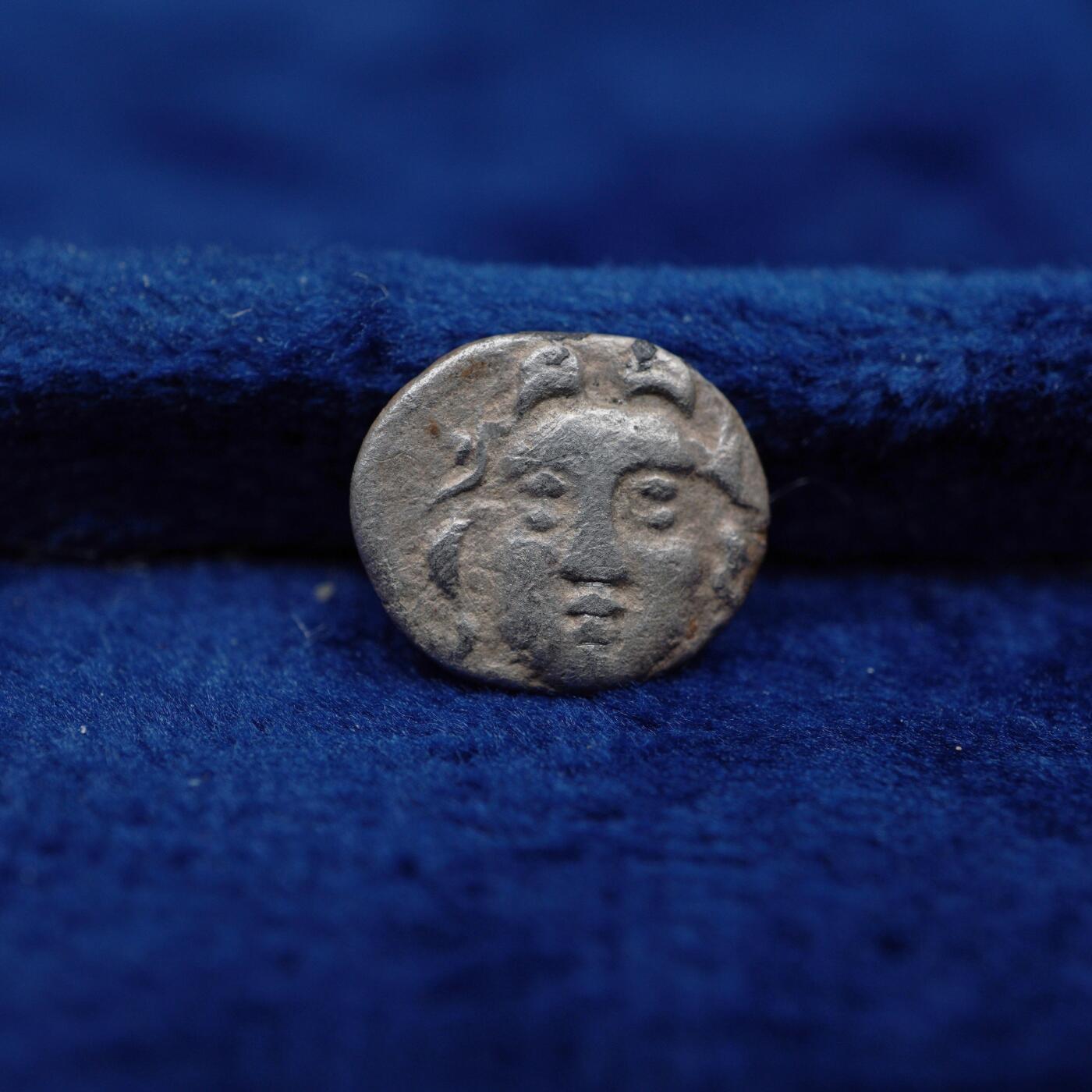 琋语集藏2026年04月欧洲古典打制币拍卖 古希腊皮西迪亚地区-雅典娜与美杜莎1奥波银币