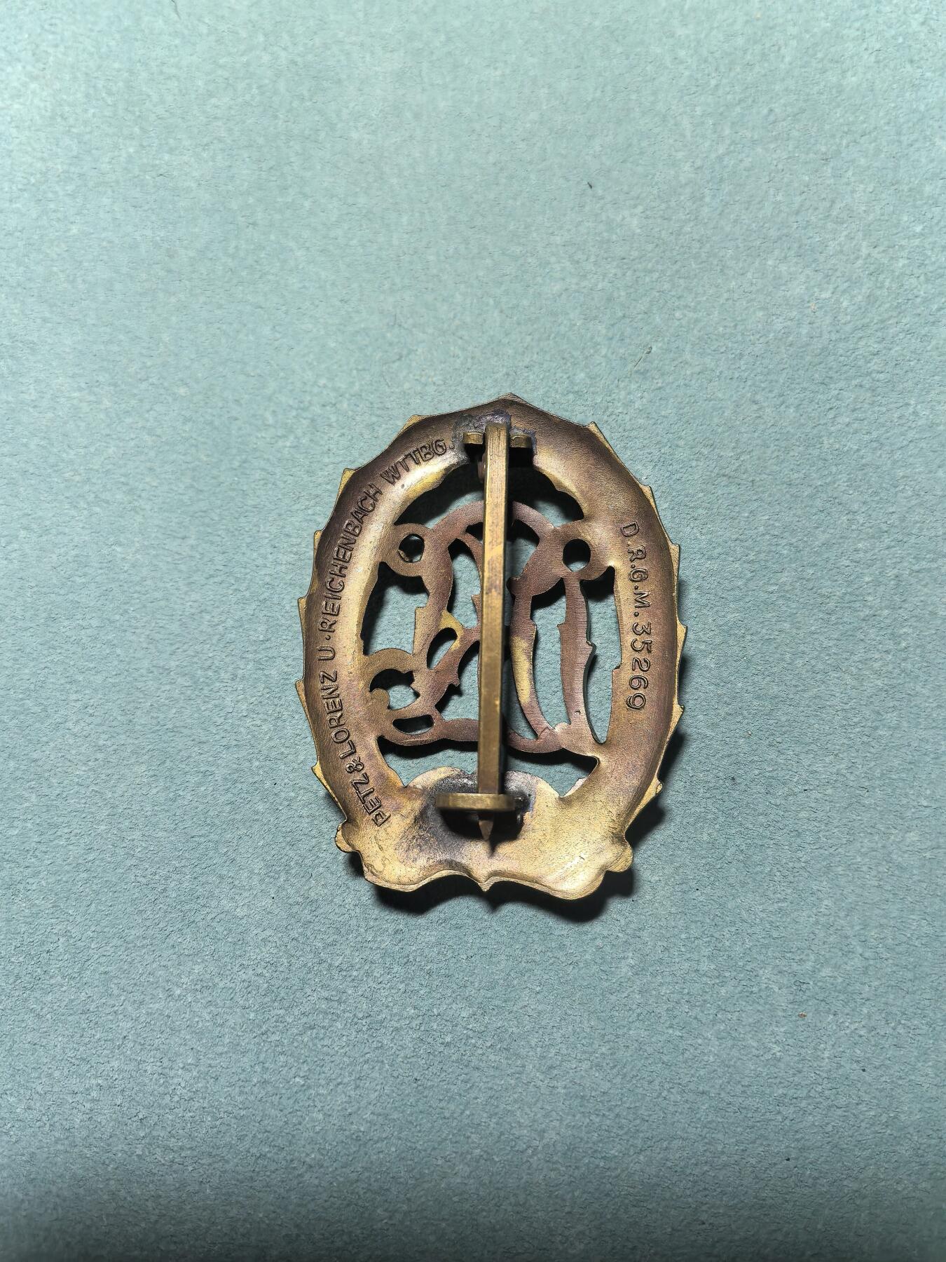 盛世勋华——号角文化勋章邮票专场拍卖第311期 德国（1939）铜级体能奖章 带厂标