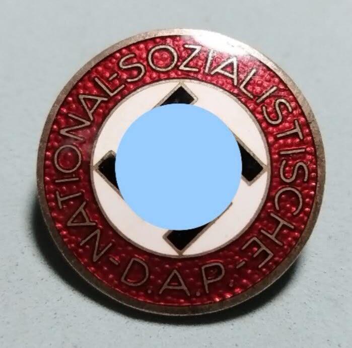 盛世勋华——号角文化勋章邮票专场拍卖第311期 德国（1939）NSDAP党徽 珐琅质地 品相绝佳 带厂标