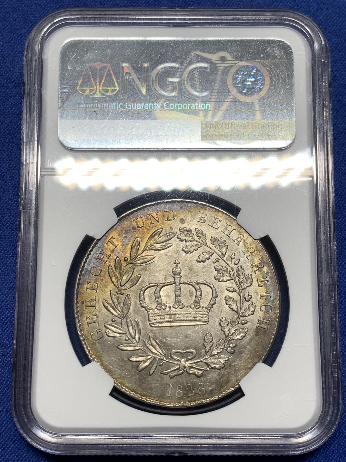 《竞宝斋》第475场 周日，周一 2场连拍 （全场包邮）欢迎送拍 NGC AU58 季军分 德国巴伐利亚王国 1828 流通型王冠泰勒 29.5g 香槟彩包浆 流通充分品种