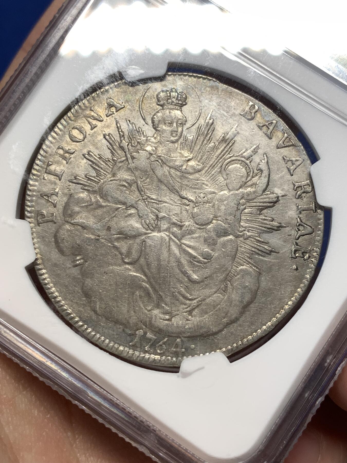 《竞宝斋》第475场 周日，周一 2场连拍 （全场包邮）欢迎送拍 NGC XF45 德国巴伐利亚1764年圣母抱婴泰勒 细节都可以 感觉能上au