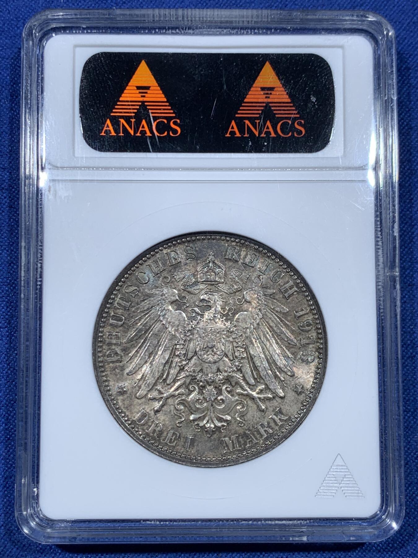 《竞宝斋》第475场 周日，周一 2场连拍 （全场包邮）欢迎送拍 ANACS MS65 德国 1913年 建功碑 3马克 银币 双面五彩包浆 小白盒的德系币相对较少 高分+好状态+绝版盒 收藏佳品