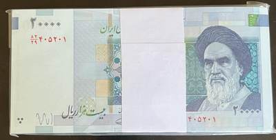 小福收藏拍卖第203期 裸钞场 本期有多张豹子号靓号 仅发行1000枚亚克力砖封蒙古20000图格里克帝国800周年纪念钞 瑞士200法郎 百慕大样钞洋葱冠全套 巴林首版大全套 卡塔尔四张套 越南 保加利亚 马其顿等多国精美纸币 - 伊朗 2014-2018年 20000里亚尔 原封1刀 unc