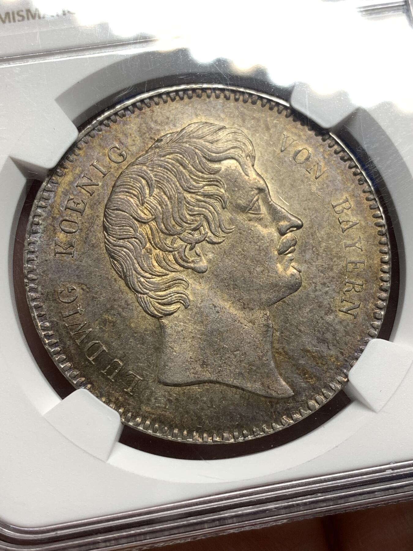 《竞宝斋》第475场 周日，周一 2场连拍 （全场包邮）欢迎送拍 NGC AU58 季军分 德国巴伐利亚王国 1828 流通型王冠泰勒 29.5g 香槟彩包浆 流通充分品种