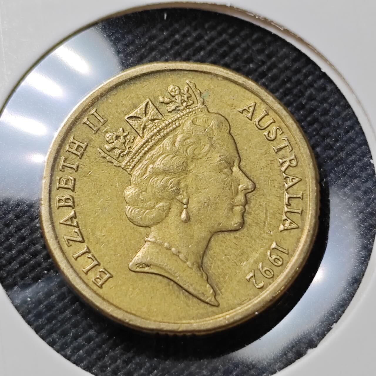 KK钱币收藏小铺  第412期 2月预留时间 周末发货 1992澳大利亚土著人2元 