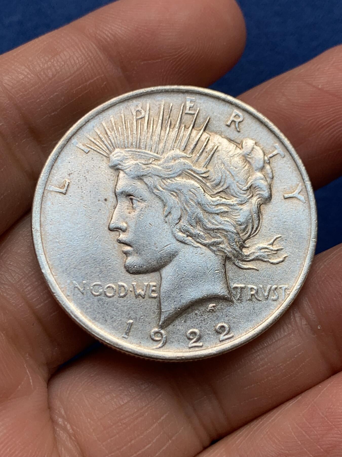 《竞宝斋》第475场 周日，周一 2场连拍 （全场包邮）欢迎送拍 美国1922年和平1美元银币